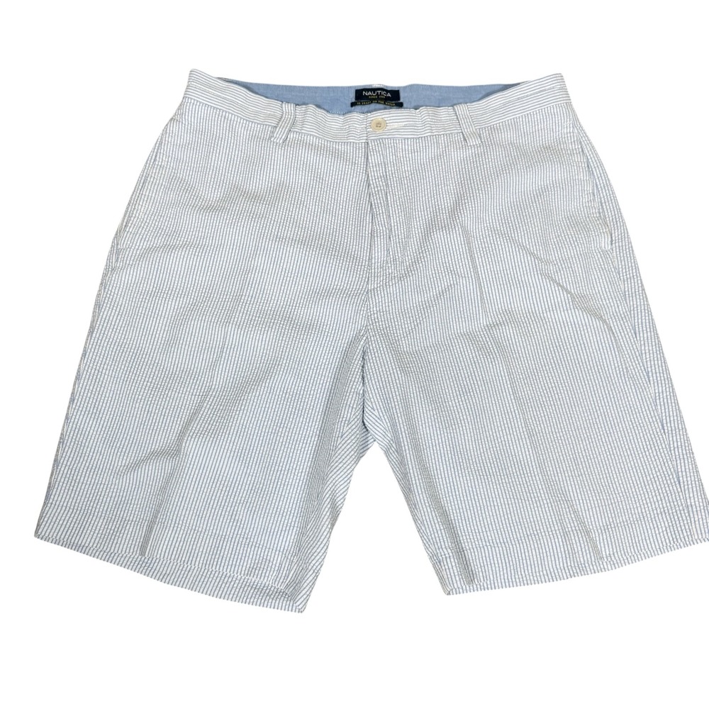 Nautica Mens A Bit Trimmer Blue White Striped Seersucker Preppy Shorts Size 34